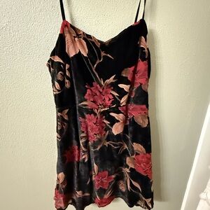 Floral velvet mini dress - lush